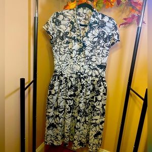 Black and white floral v neck dress